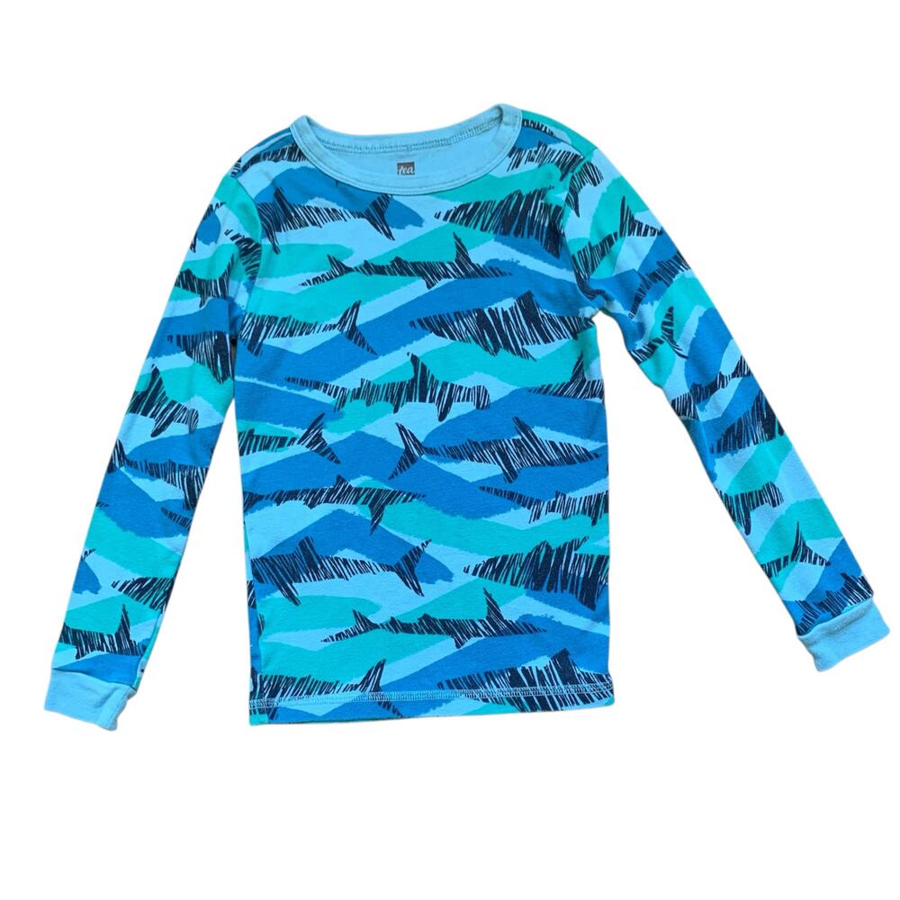 Tea Collection Shark Pajamas - Picture 5 of 10